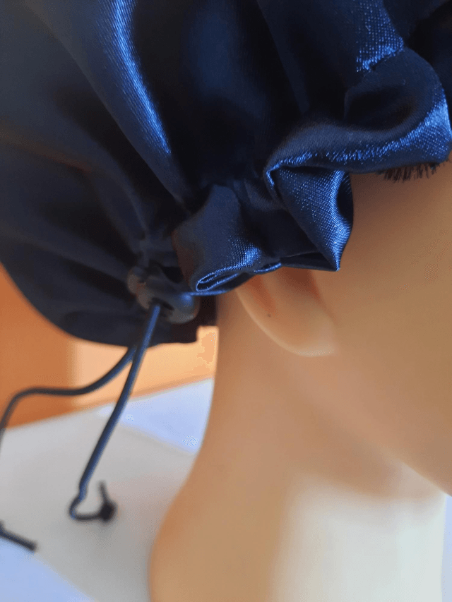Bonnet satin